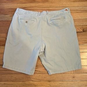 Tommy Bahama size 40 shorts!